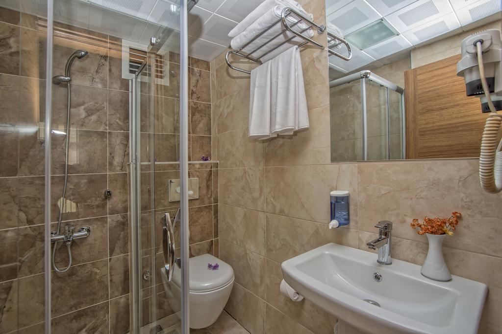 Mandalin Hotel Анталия Стая снимка